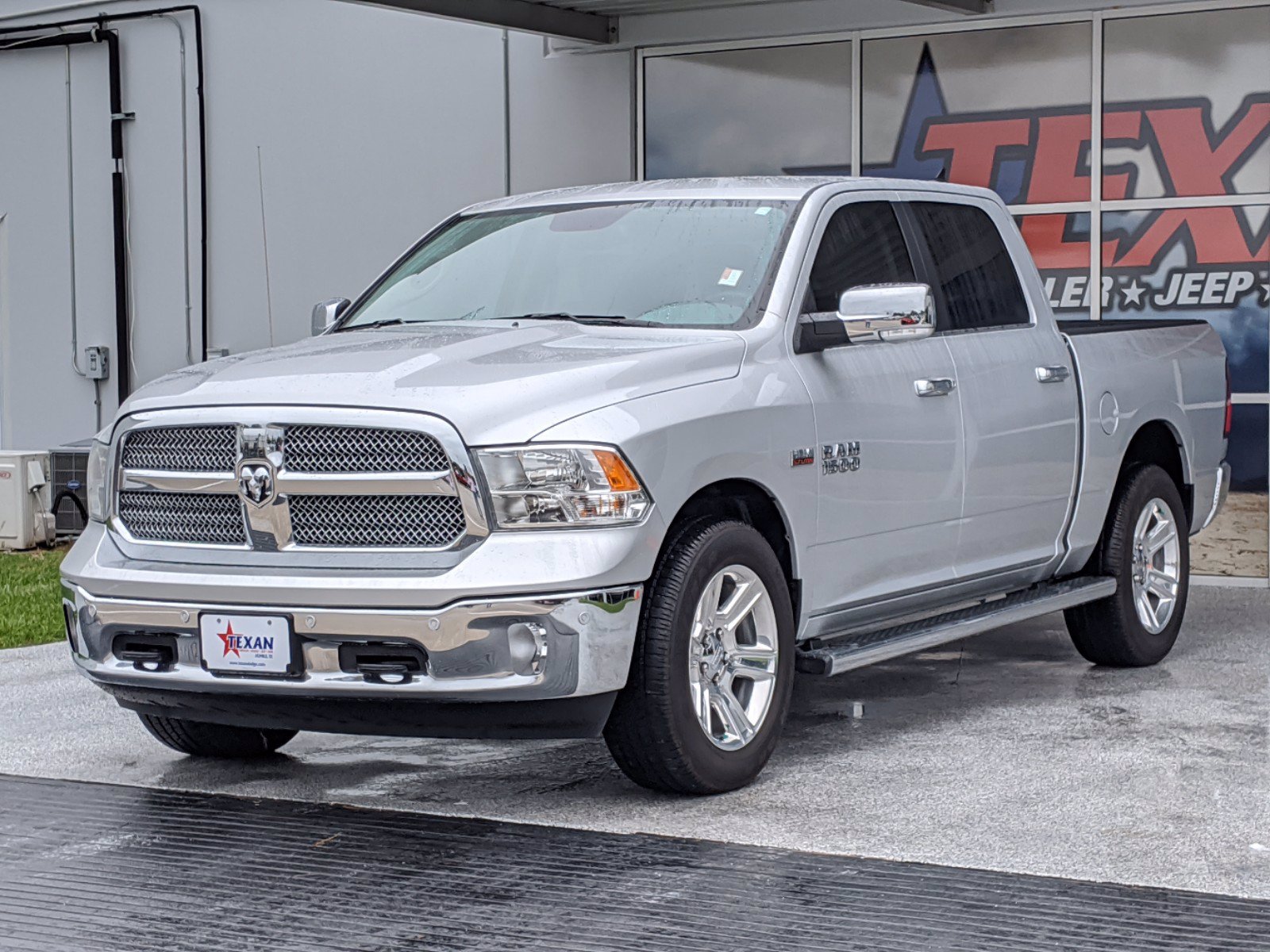 Certified Pre-Owned 2018 Ram 1500 Lone Star Silver Crew Cab Pickup in ...