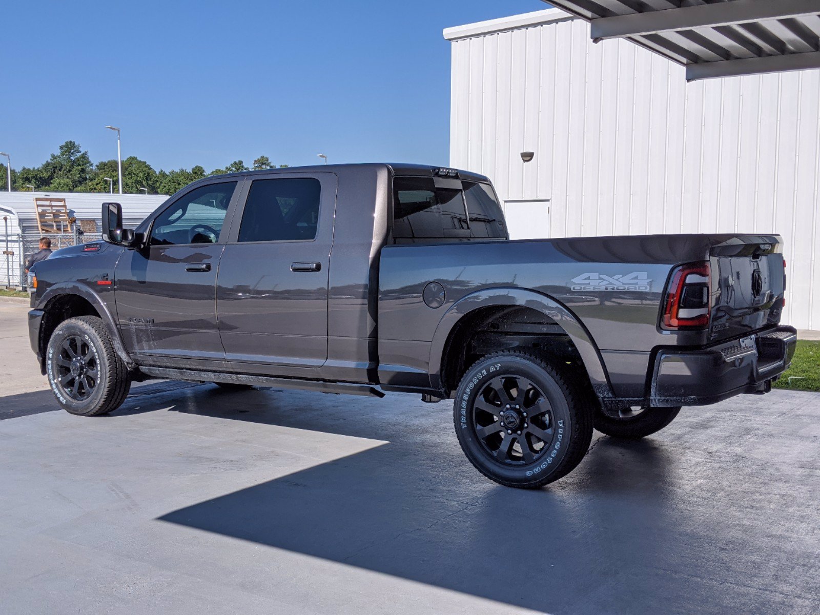 New 2020 RAM 2500 Laramie Mega Cab in Humble #LG173652 | Texan Chrysler ...